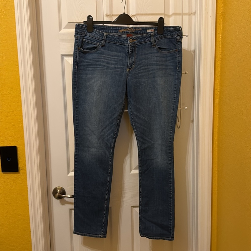 Arizona jeans, super skinny size 17 juniors average length